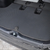 Автомобильные коврики EVA на Toyota Noah-Voxy III пр.руль (2014->)