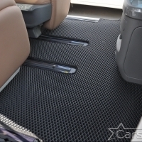 Коврики текстильные на Hyundai Staria 7 мест (2021->)