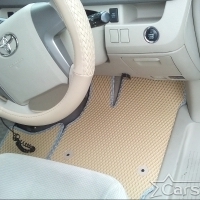 Коврики текстильные на Toyota Noah-Voxy II пр.руль (2007-2015) Без салазок